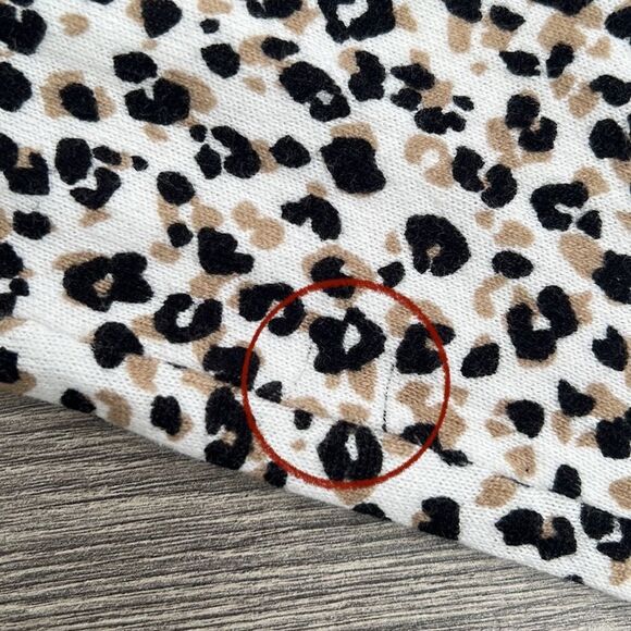 J.CREW Teddie Sweater Sz XXS Lightweight Leopard Print Shadow Cat Neutral Animal - Picture 12 of 12